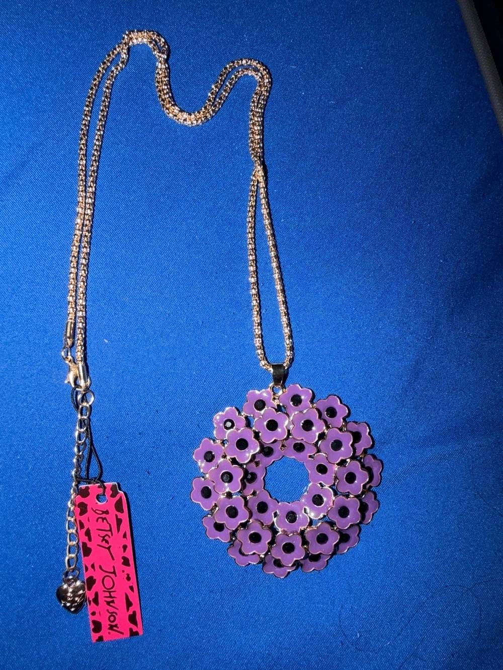 Betsey Johnson Purple Flower Wreath Pendant Necklace New With Tags